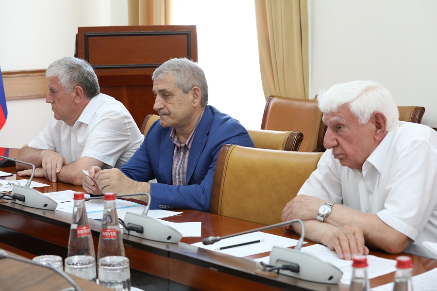 На Заводе им. Гаджиева продолжается техническое перевооружение